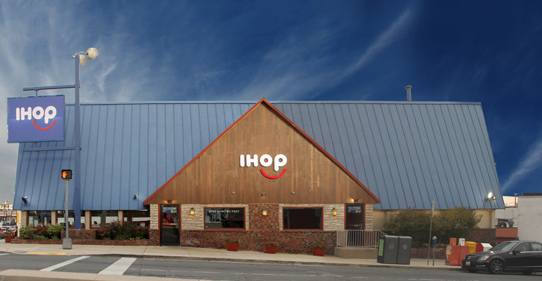 iHop at Wheaton, Maryland as night descends