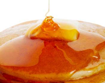 Maple syrup and all time favorite along with 4 other flavors for your pancakes, waffles or french toast.